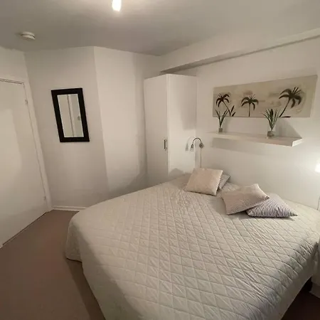 Apartment Taet Pa Strand, Marina Og Bogenses Hyggelige Gagade Bogense